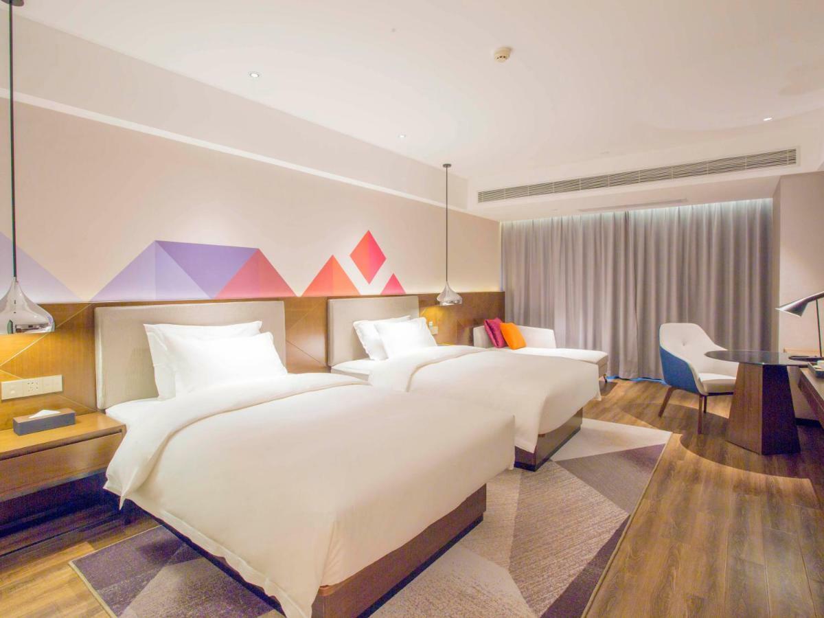 Borrman Hotel Nanning Railway Station Branch Экстерьер фото